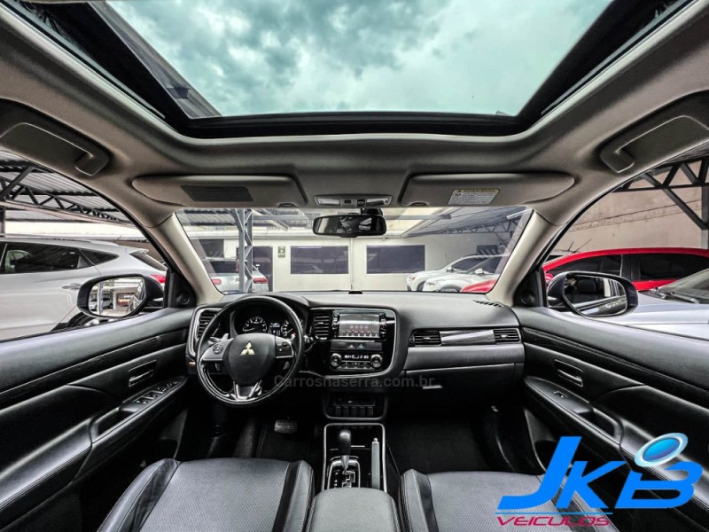 OUTLANDER 2.0 COMFORT 16V GASOLINA 4P AUTOMÁTICO - 2018 - NOVO HAMBURGO