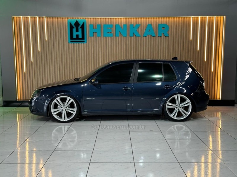 GOLF 1.6 MI SPORTLINE 8V FLEX 4P MANUAL - 2011 - CAMPO BOM
