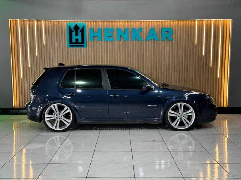 GOLF 1.6 MI SPORTLINE 8V FLEX 4P MANUAL - 2011 - CAMPO BOM