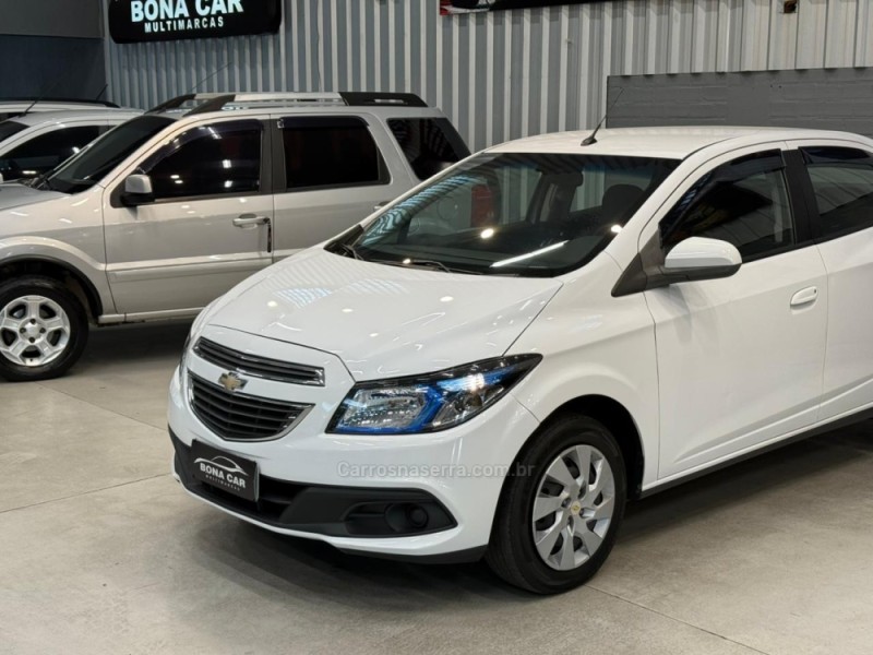 PRISMA 1.4 MPFI LT 8V FLEX 4P MANUAL - 2015 - CAXIAS DO SUL