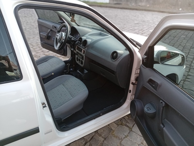 SAVEIRO 1.6 MI CITY CS 8V GASOLINA 2P MANUAL G.III - 2010 - CAXIAS DO SUL