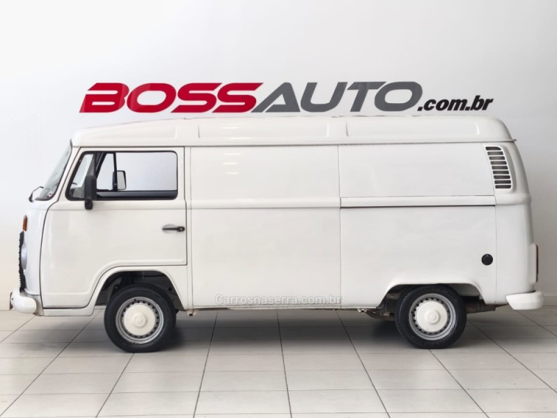 KOMBI 1.4 MI FURGÃO 8V FLEX 3P MANUAL - 2012 - CAXIAS DO SUL