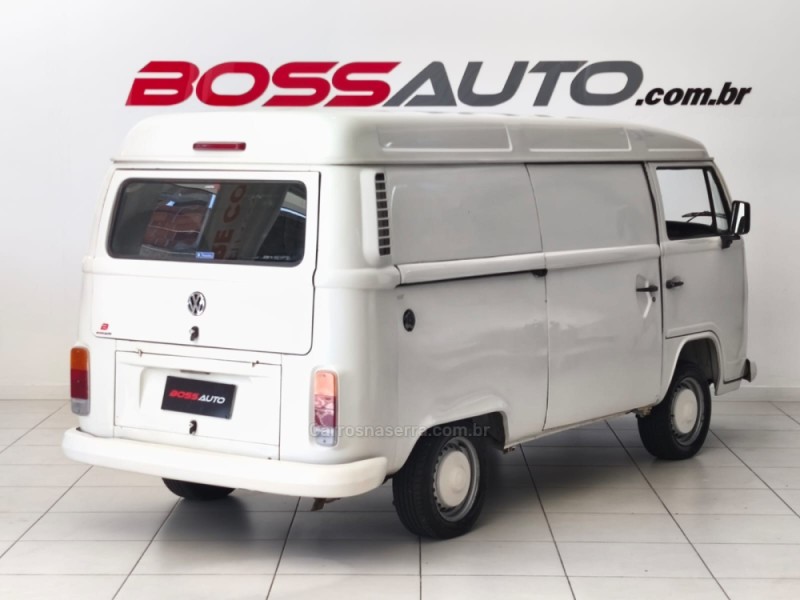 KOMBI 1.4 MI FURGÃO 8V FLEX 3P MANUAL - 2012 - CAXIAS DO SUL