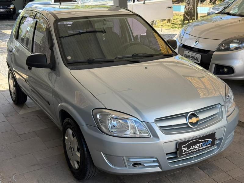 CELTA 1.0 MPFI LIFE 8V FLEX 4P MANUAL - 2008 - FARROUPILHA