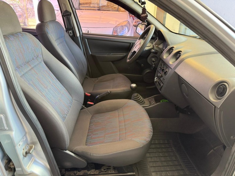CELTA 1.0 MPFI LIFE 8V FLEX 4P MANUAL - 2008 - FARROUPILHA