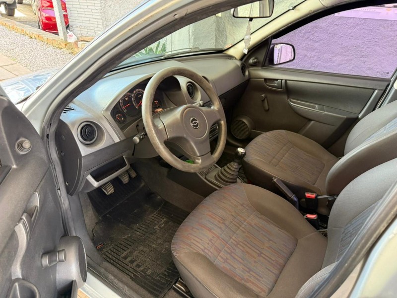 CELTA 1.0 MPFI LIFE 8V FLEX 4P MANUAL - 2008 - FARROUPILHA