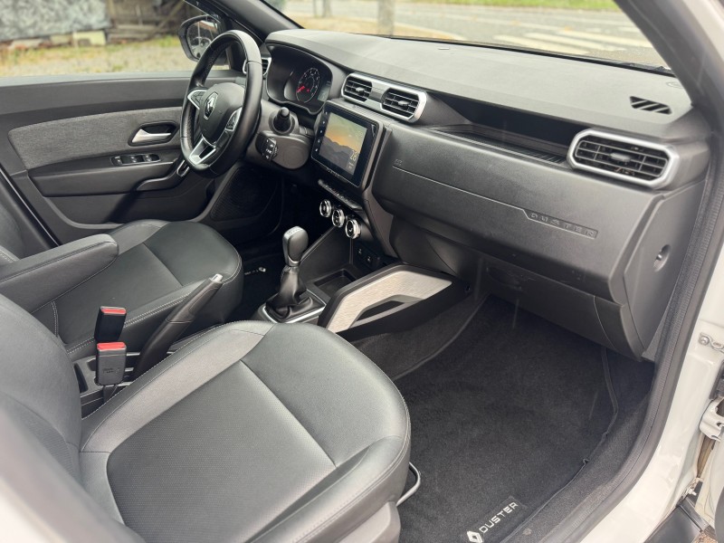 RENAULT - DUSTER - 2022/2023 - Branca - R$ 101.900,00