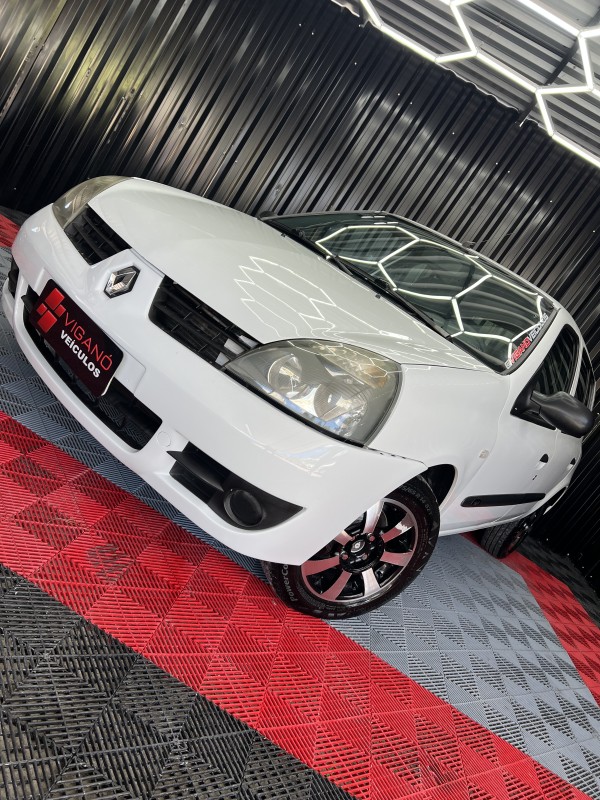 CLIO 1.0 CAMPUS 16V FLEX 4P MANUAL - 2011 - CAXIAS DO SUL