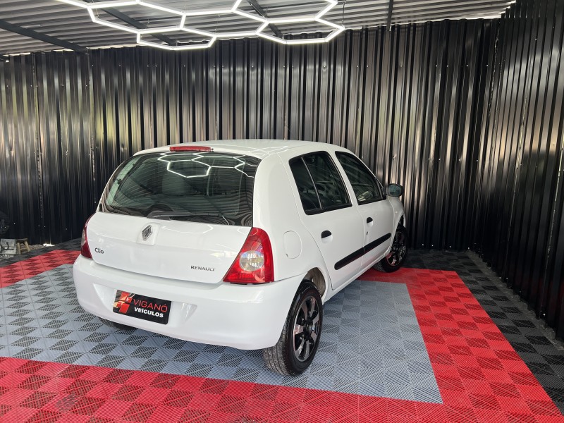 CLIO 1.0 CAMPUS 16V FLEX 4P MANUAL - 2011 - CAXIAS DO SUL
