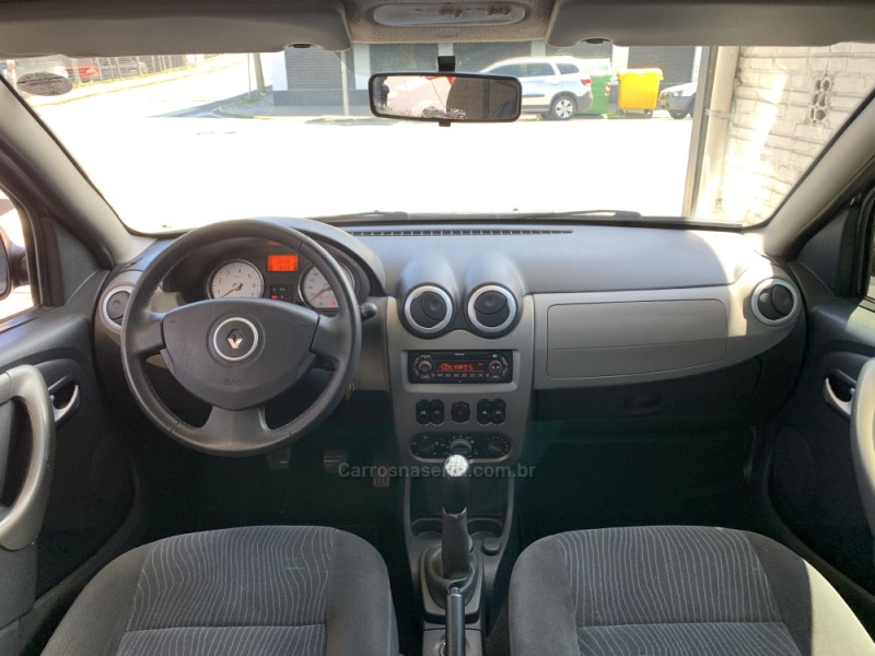 SANDERO 1.6 PRIVILÉGE 8V FLEX 4P MANUAL - 2011 - CAXIAS DO SUL