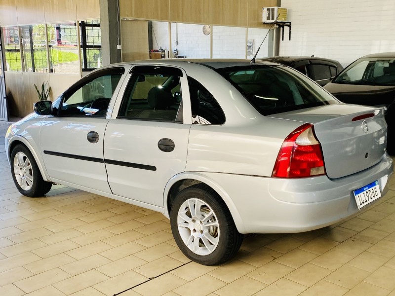 CORSA 1.8 MPFI 8V GASOLINA 4P MANUAL - 2003 - CAXIAS DO SUL