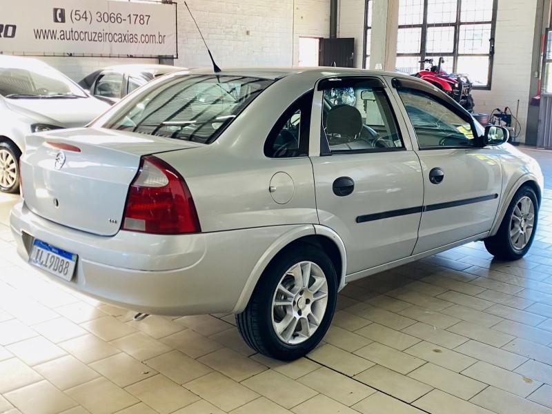 CORSA 1.8 MPFI 8V GASOLINA 4P MANUAL - 2003 - CAXIAS DO SUL