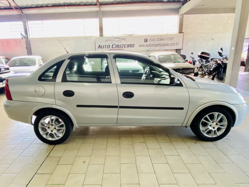 CORSA 1.8 MPFI 8V GASOLINA 4P MANUAL - 2003 - CAXIAS DO SUL