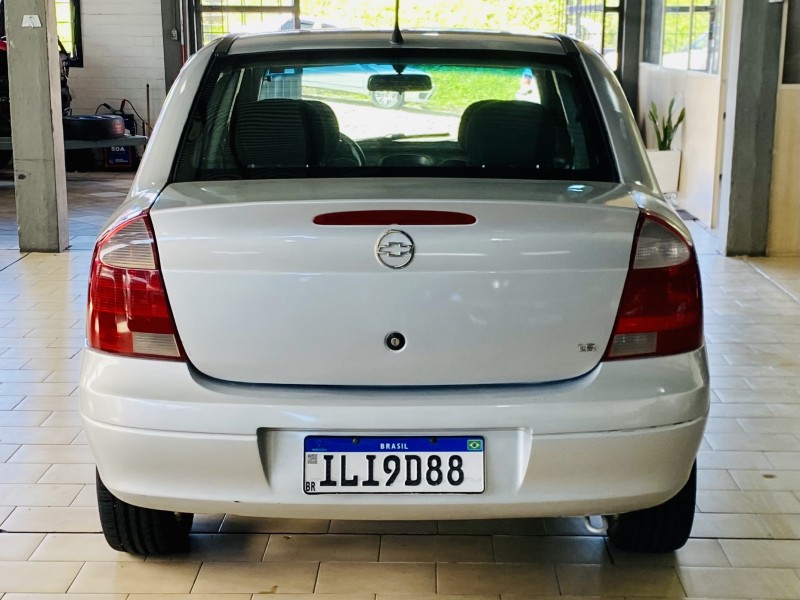CORSA 1.8 MPFI 8V GASOLINA 4P MANUAL - 2003 - CAXIAS DO SUL