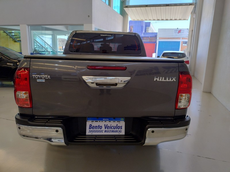 HILUX 2.8 SR 4X4 CD 16V DIESEL 4P AUTOMÁTICO - 2024 - BENTO GONçALVES