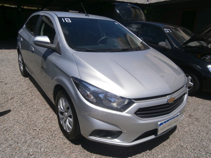 ONIX 1.4 MPFI LT 8V FLEX 4P MANUAL - 2018 - FARROUPILHA