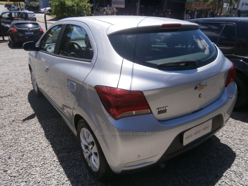 ONIX 1.4 MPFI LT 8V FLEX 4P MANUAL - 2018 - FARROUPILHA