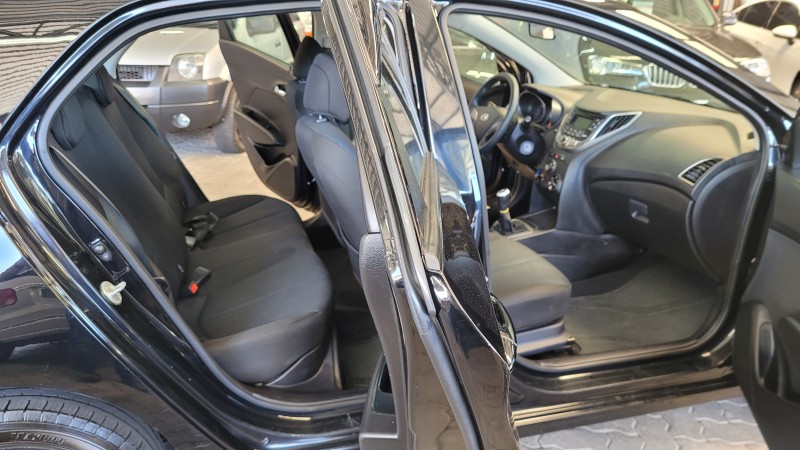 HB20 1.6 COMFORT 16V FLEX 4P MANUAL - 2015 - GARIBALDI