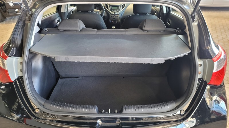HB20 1.6 COMFORT 16V FLEX 4P MANUAL - 2015 - GARIBALDI