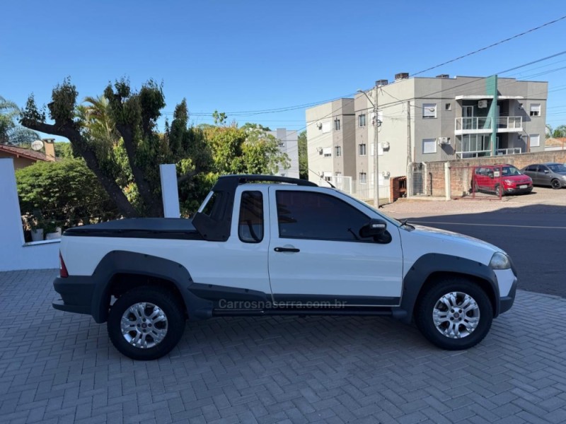 STRADA 1.8 MPI ADVENTURE LOCKER CE 8V FLEX 2P MANUAL - 2012 - IVOTI