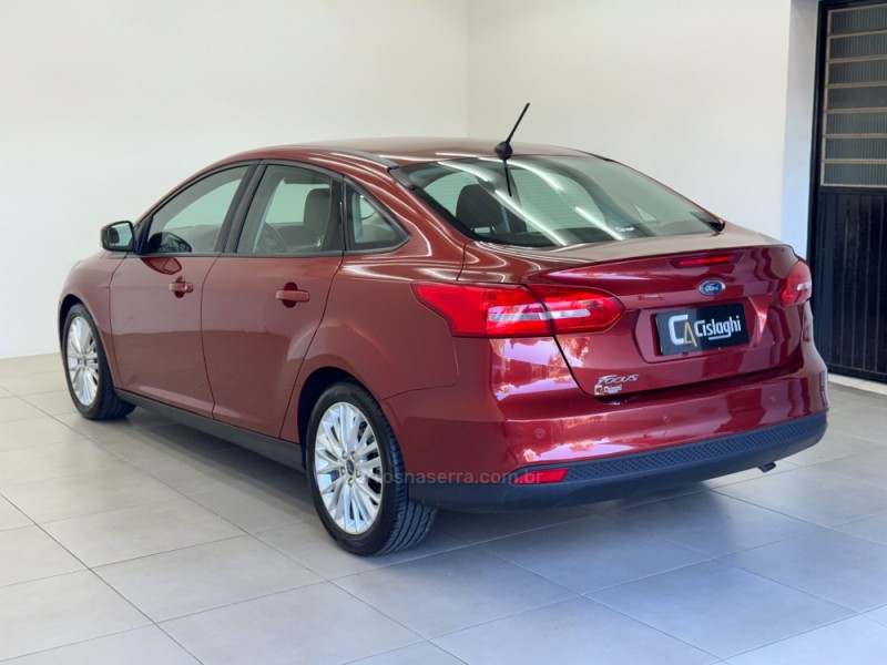 FOCUS 2.0 S SEDAN 16V FLEX 4P AUTOMÁTICO - 2018 - CARLOS BARBOSA