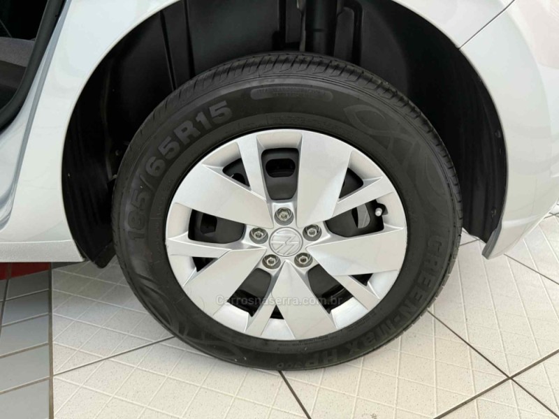 POLO 1.0 TSI FLEX 4P MANUAL - 2025 - PORTO ALEGRE