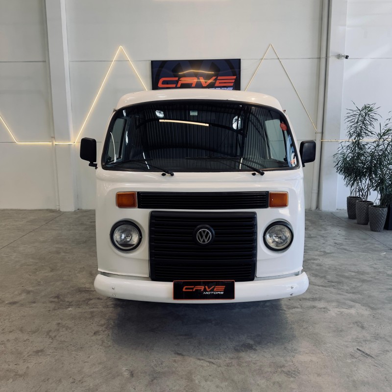 KOMBI 1.4 MI FURGÃO 8V FLEX 3P MANUAL - 2009 - CAXIAS DO SUL