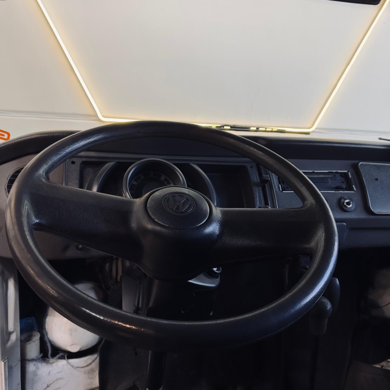 KOMBI 1.4 MI FURGÃO 8V FLEX 3P MANUAL - 2009 - CAXIAS DO SUL