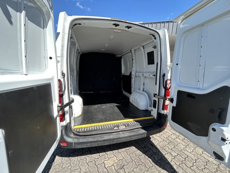 MASTER 2.3 FURGÃO L1H1 16V TURBO INTERCOOLER DIESEL 4P MANUAL - 2020 - FARROUPILHA