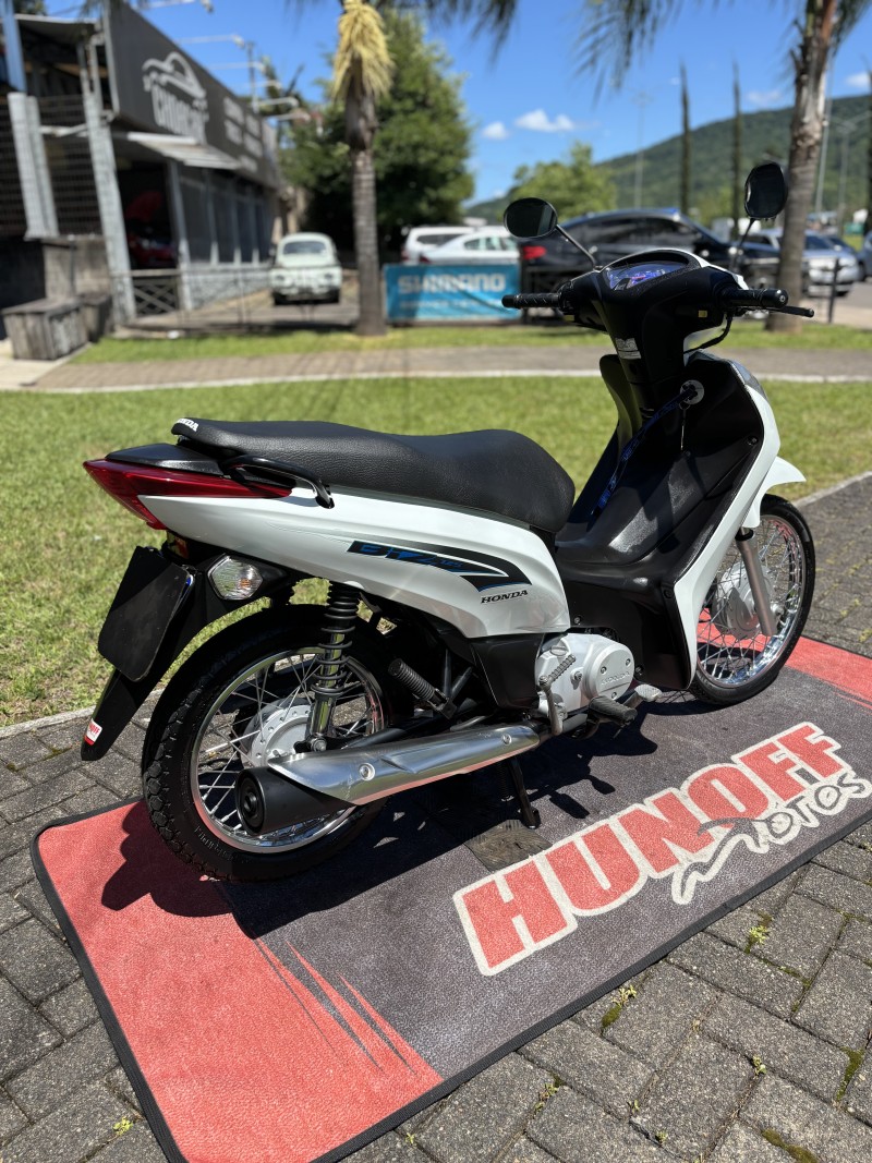 BIZ 125 ES - 2013 - FELIZ