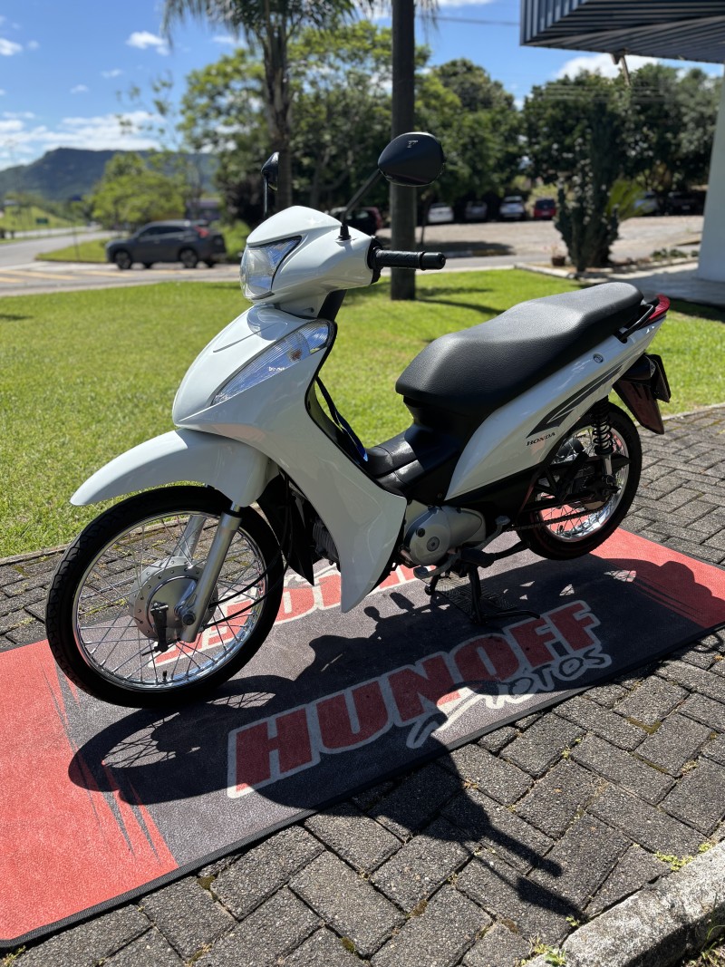 BIZ 125 ES - 2013 - FELIZ