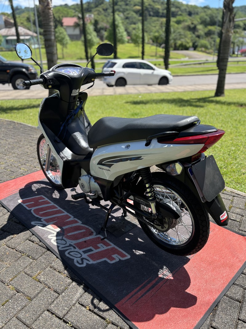 BIZ 125 ES - 2013 - FELIZ