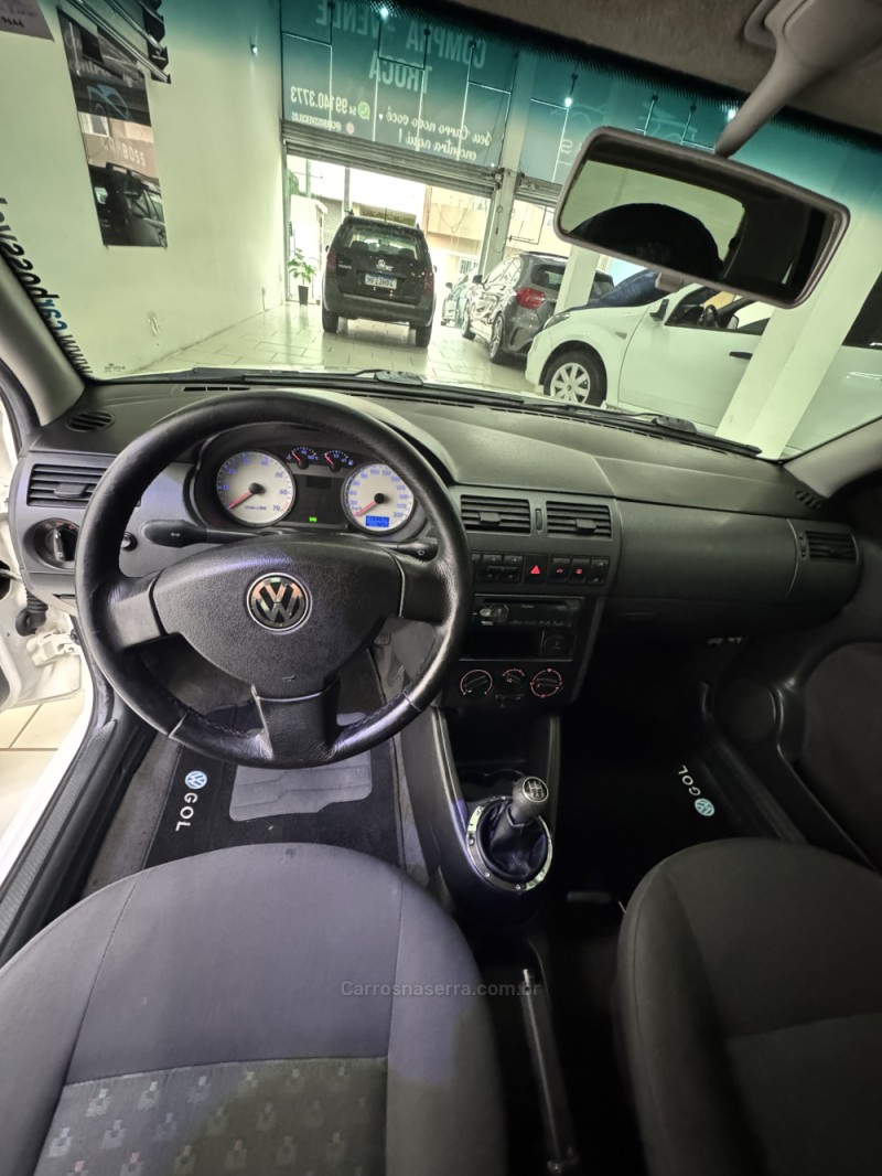 GOL 1.6 MI 8V GASOLINA 4P MANUAL - 2003 - CAXIAS DO SUL