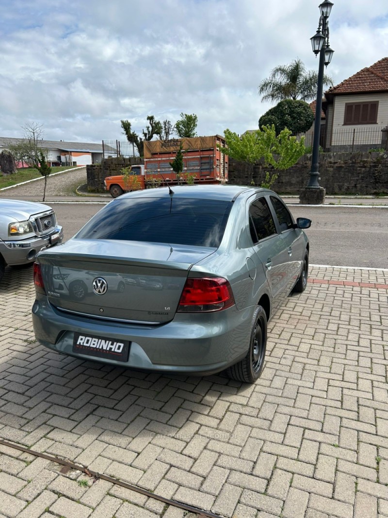 VOYAGE 1.6 LS 8V GASOLINA 2P MANUAL - 2011 - CAMBARá DO SUL