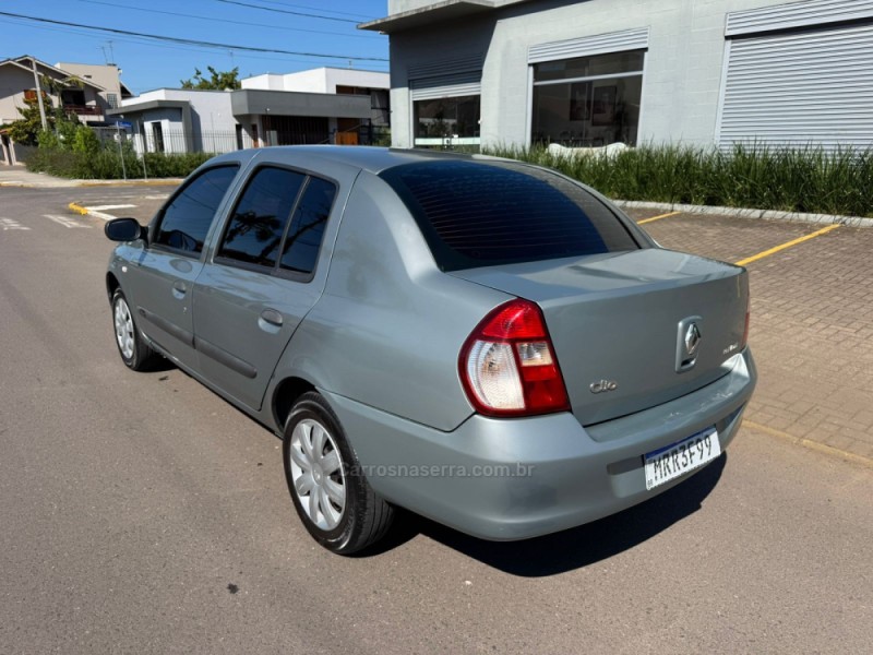 CLIO 1.6 PRIVILÉGE SEDAN 16V FLEX 4P MANUAL - 2008 - ESTâNCIA VELHA