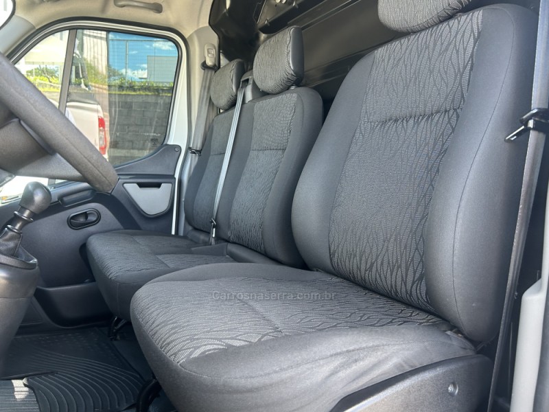MASTER 2.3 FURGÃO L1H1 16V TURBO INTERCOOLER DIESEL 4P MANUAL - 2020 - FARROUPILHA