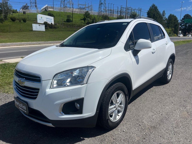 TRACKER 1.8 MPFI LT 4X2 16V FLEX 4P AUTOMÁTICO - 2016 - FARROUPILHA