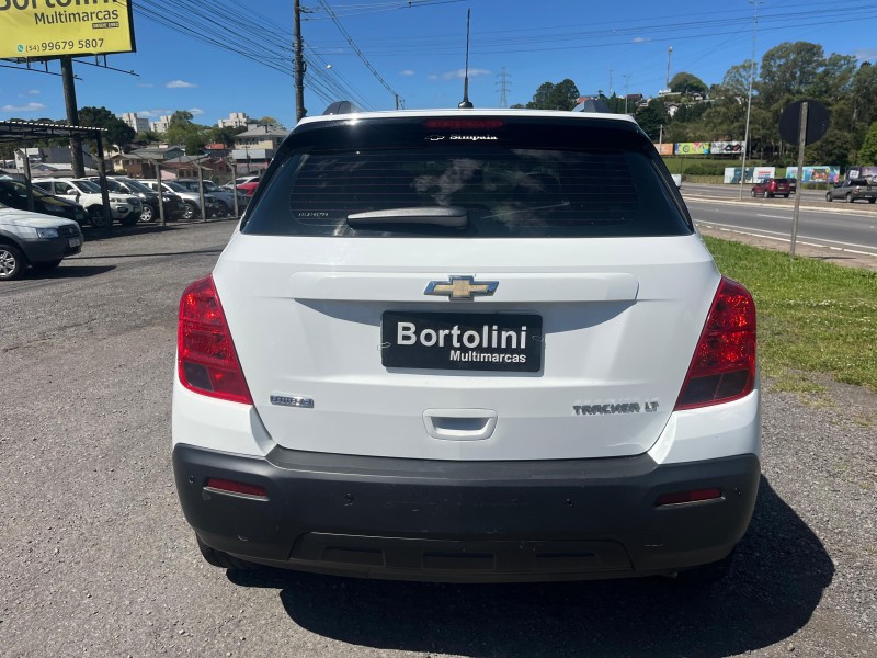 TRACKER 1.8 MPFI LT 4X2 16V FLEX 4P AUTOMÁTICO - 2016 - FARROUPILHA