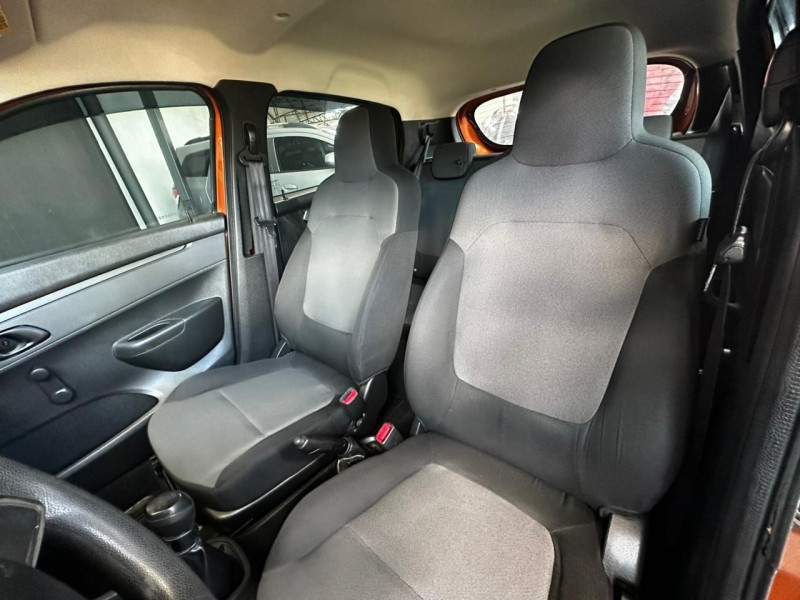 KWID 1.0 12V SCE FLEX LIFE MANUAL - 2018 - CAXIAS DO SUL