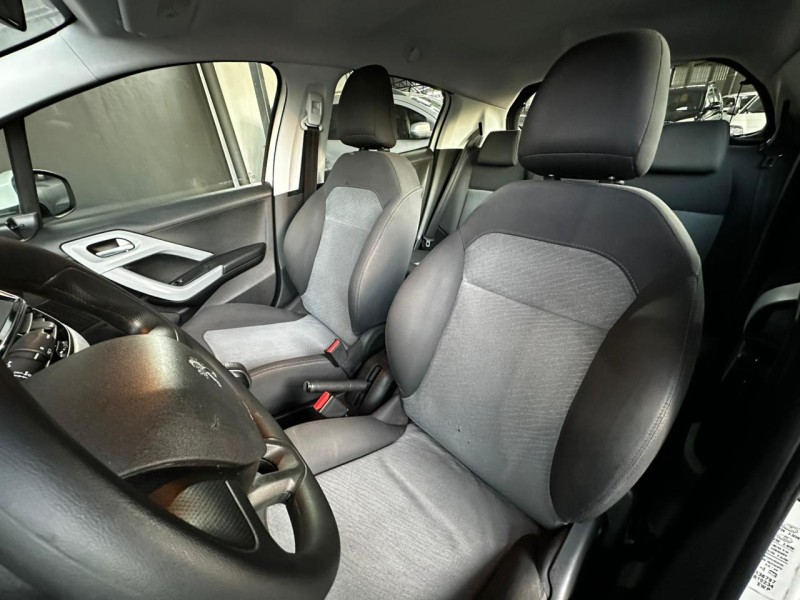 208 1.5 ACTIVE 8V FLEX 4P MANUAL - 2015 - CAXIAS DO SUL