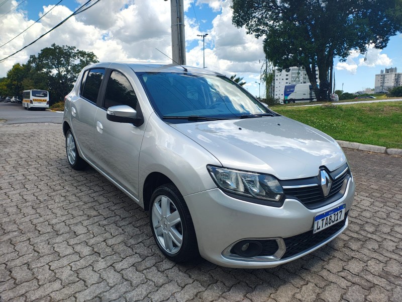 SANDERO 1.6 DYNAMIQUE EASY R 16V FLEX 4P AUTOMÁTICO - 2017 - BENTO GONçALVES