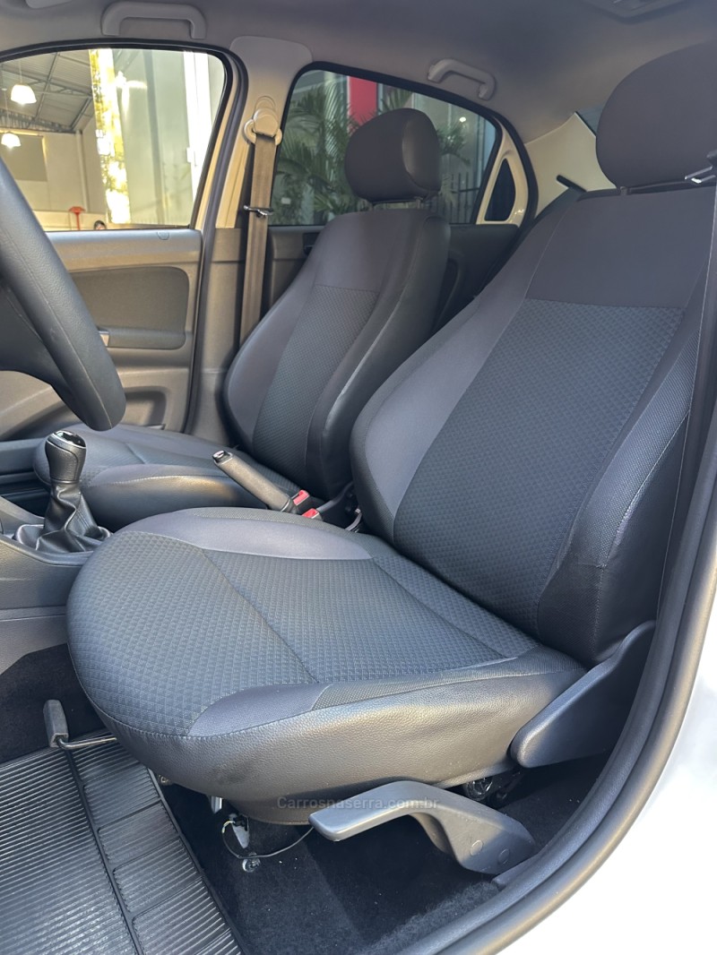 VOYAGE 1.0 12V MPI TOTALFLEX TRENDLINE 4P MANUAL - 2021 - ESTâNCIA VELHA