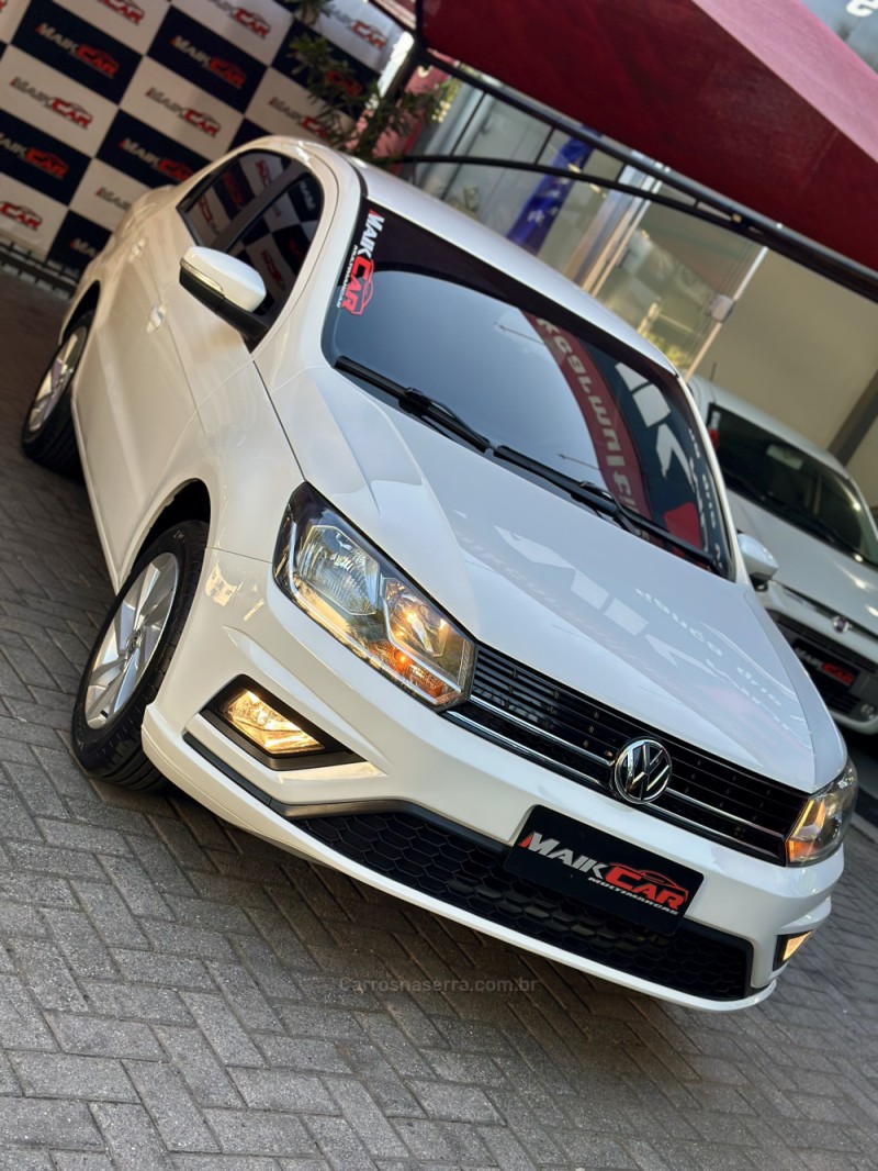 VOYAGE 1.0 12V MPI TOTALFLEX TRENDLINE 4P MANUAL - 2021 - ESTâNCIA VELHA