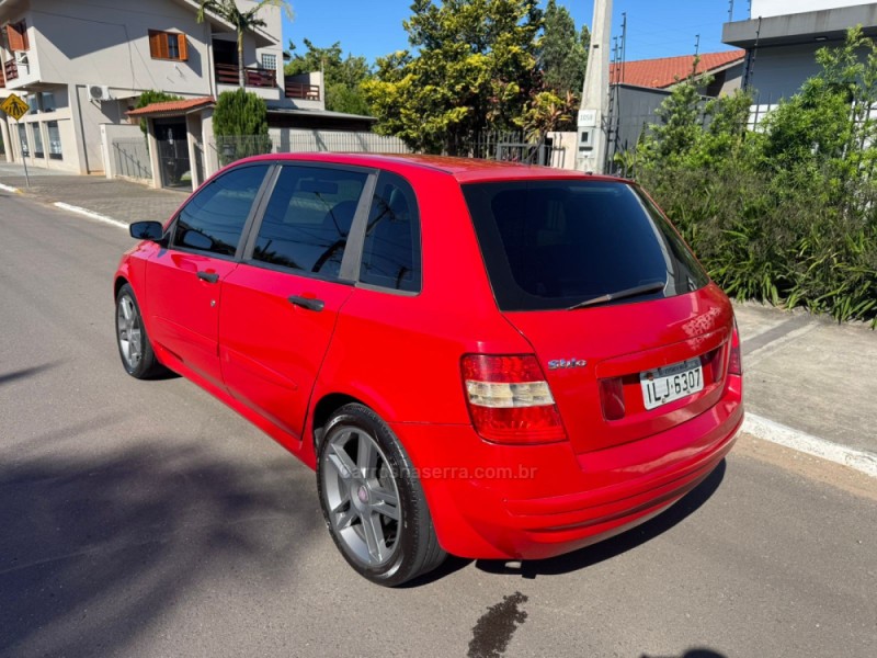 STILO 1.8 MPI CONNECT 8V GASOLINA 4P MANUAL - 2003 - ESTâNCIA VELHA
