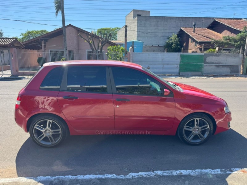 STILO 1.8 MPI CONNECT 8V GASOLINA 4P MANUAL - 2003 - ESTâNCIA VELHA