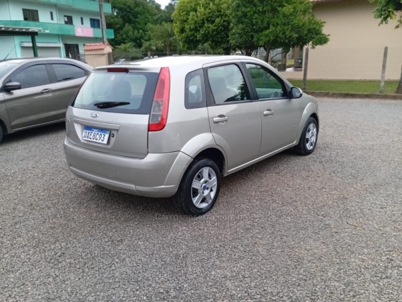 FIESTA 1.6 MPI 8V GASOLINA 4P MANUAL - 2014 - PICADA CAFé