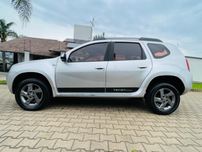DUSTER 2.0 TECH ROAD 4X2 16V FLEX 4P AUTOMÁTICO - 2014 - CAMPO BOM