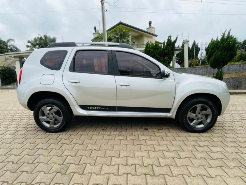 DUSTER 2.0 TECH ROAD 4X2 16V FLEX 4P AUTOMÁTICO - 2014 - CAMPO BOM
