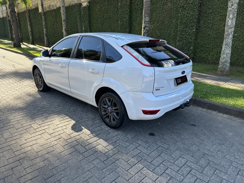 FOCUS 1.6 8V FLEX 4P MANUAL - 2011 - CAXIAS DO SUL