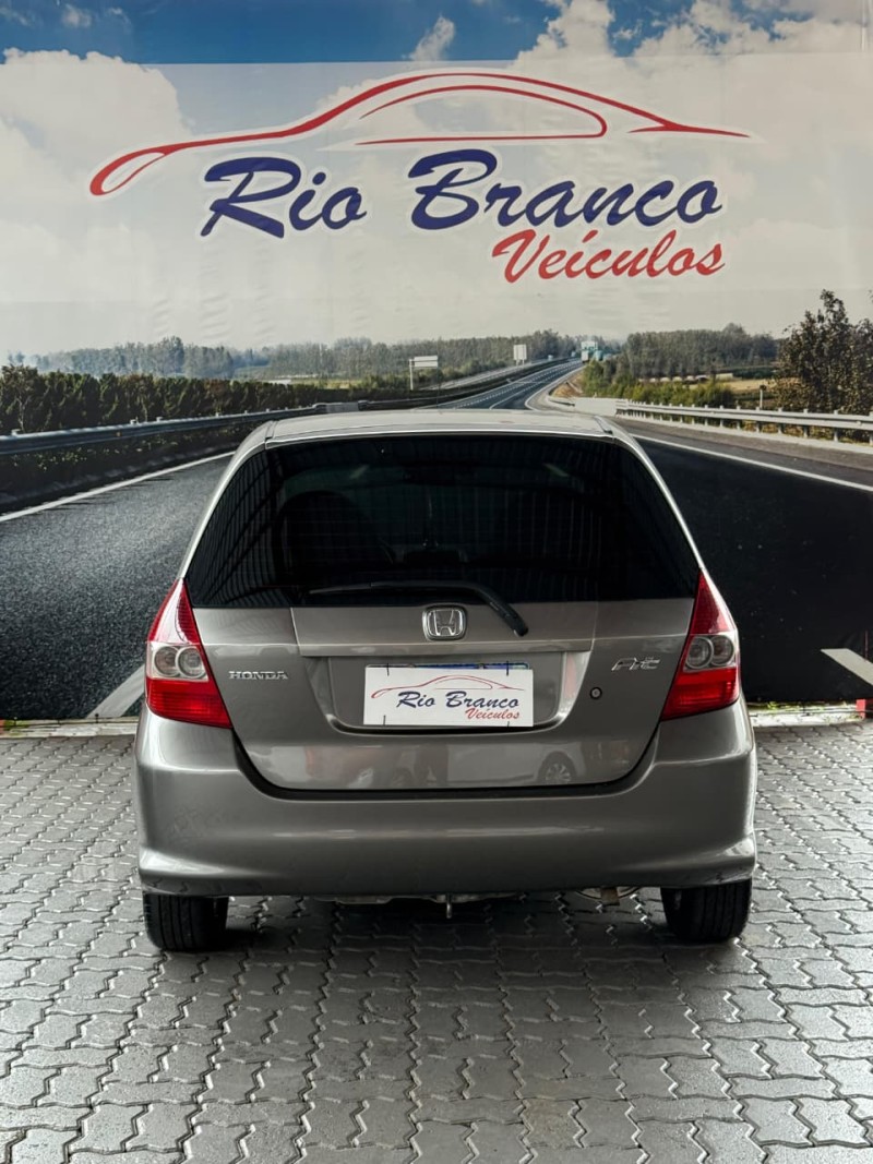 FIT 1.4 LX 8V GASOLINA 4P MANUAL - 2007 - CAXIAS DO SUL